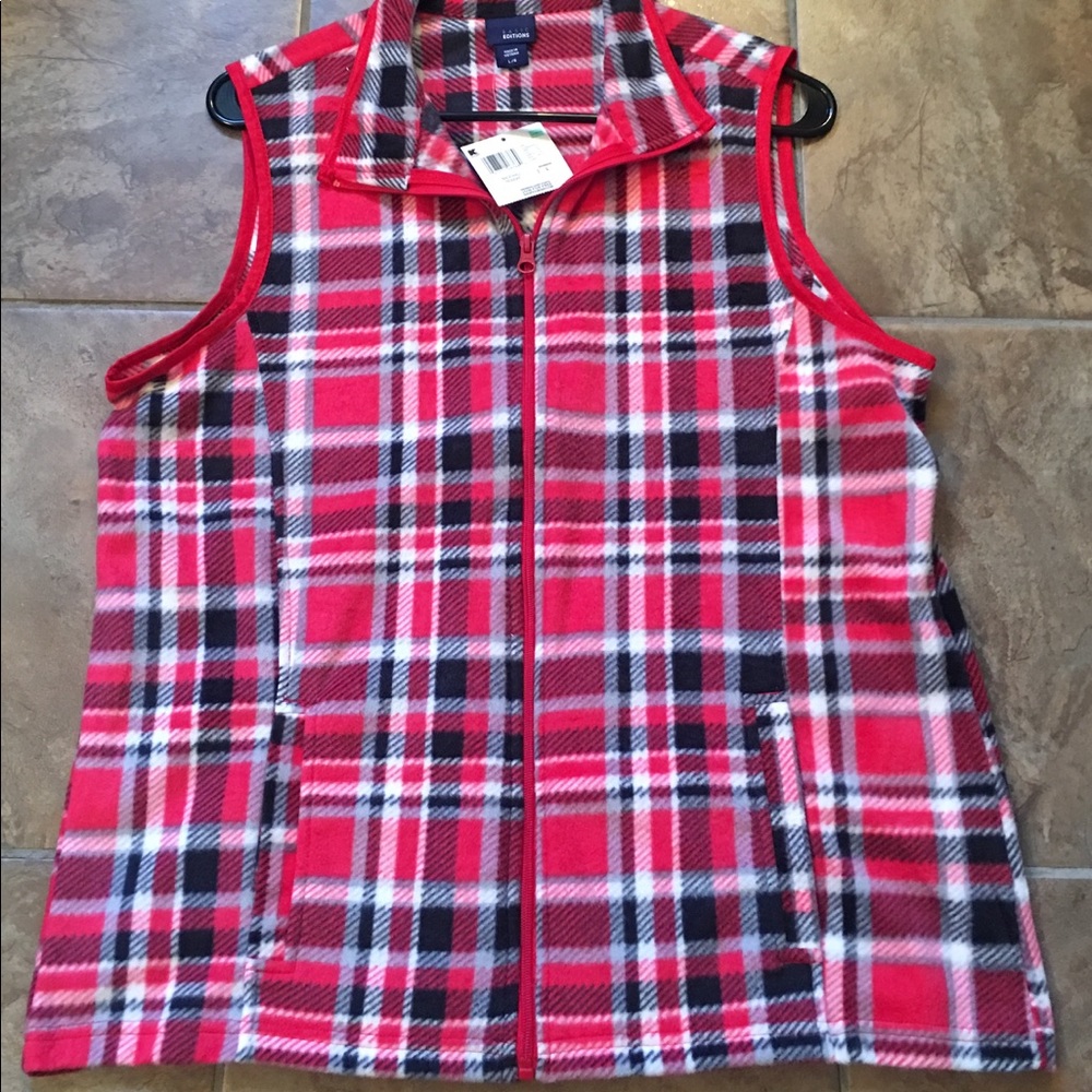 Final price: Fleece vest